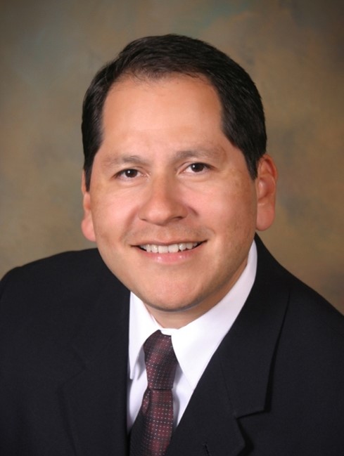 Christopher Flores, MD headshot